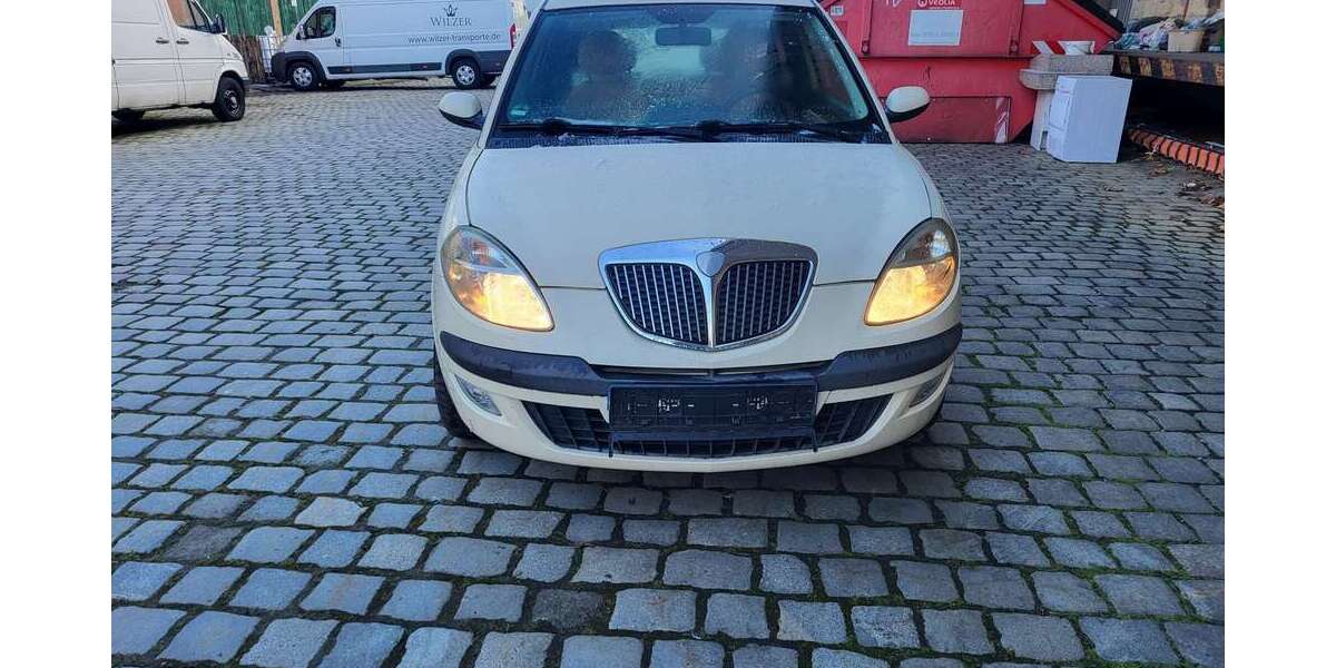 Lancia Ypsilon 190.000 km 1.490 &euro; PFORZHEIM 75177