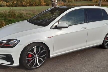 VW Golf 104.000 km 21.999 &euro; Großalmerode 37247