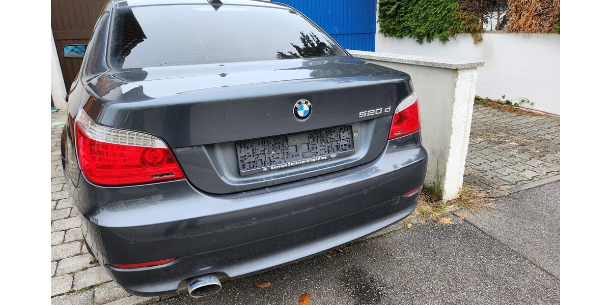 BMW 5er 195.000 km 2.750 &euro; Altdorf 84032