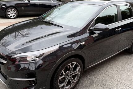 Kia XCeed 78.000 km 14.980 &euro; München 81827