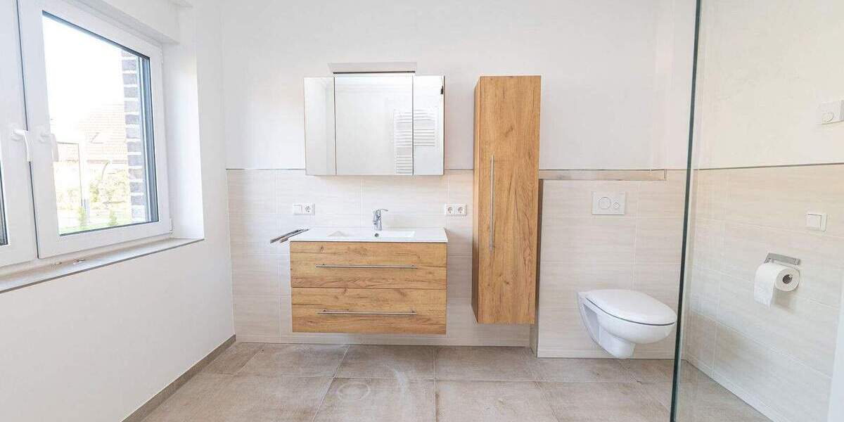 Doppelhaushälfte Hemmoor Warstade - 4 Zimmer, 98 m&sup2;, 1.225&euro; | Angebot:23813871