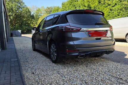 Ford S-Max 193.063 km 15.900 &euro; Krefeld 47805