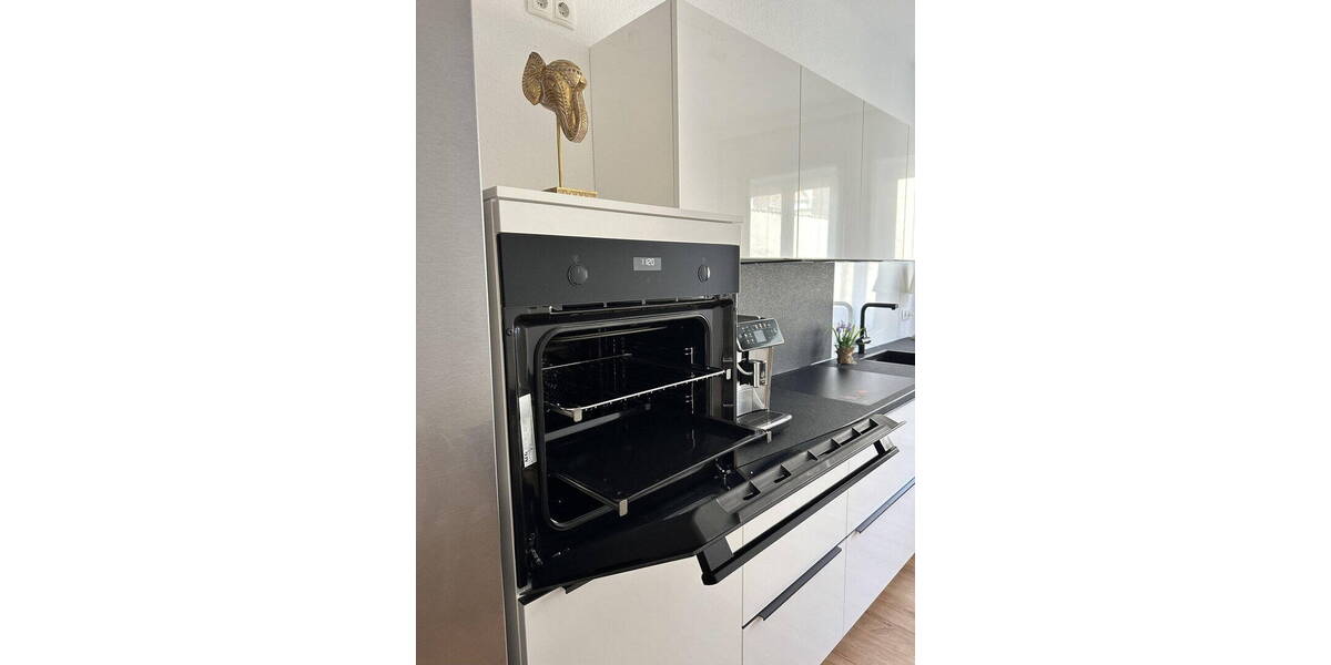 Etagenwohnung Wuerzburg Altstadt - 2 Zimmer, 72 m&sup2;, 1.440&euro; | Angebot:26885289