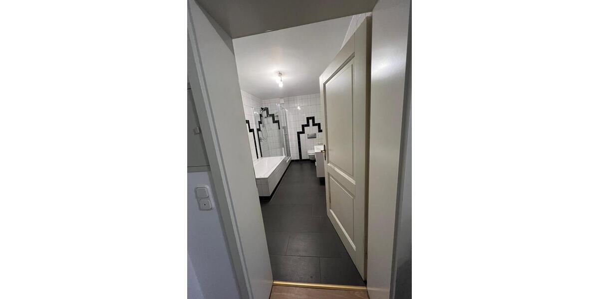 Etagenwohnung Hünfeld - 2 Zimmer, 62 m&sup2;, 160.000&euro; | Angebot:27190506