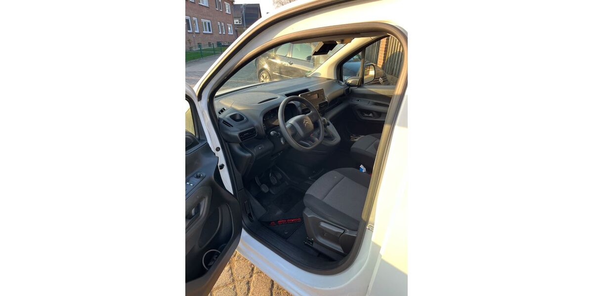 Citroen Berlingo 48.600 km 10.950 &euro; Wesel 46487