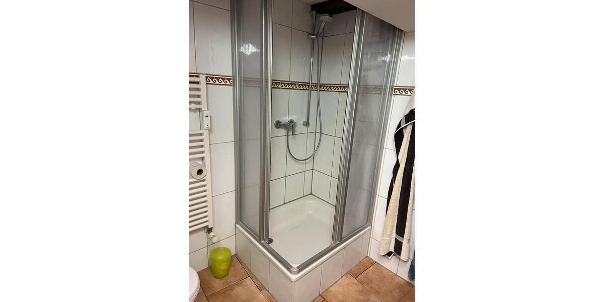 Etagenwohnung Rostock Alt Bartelsdorf - 1 Zimmer, 15 m&sup2;, 266&euro; | Angebot:26408526