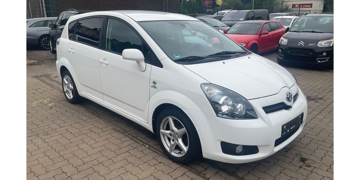 Toyota Corolla Verso 136.600 km 3.499 &euro; Hamburg 21107