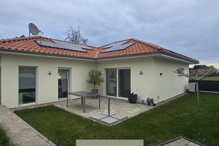 Exklusiver Bungalow in Rothenuffeln - barrierefrei und energieeffizient, Einbauküche, Wallbox uvm. 3 zimmer