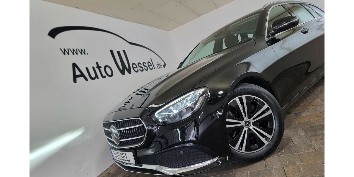 Mercedes-Benz E 220 d Avantgarde LED ACC AHK Kamera Widescreen 79.800 km 32.500 &euro; Garrel 49681