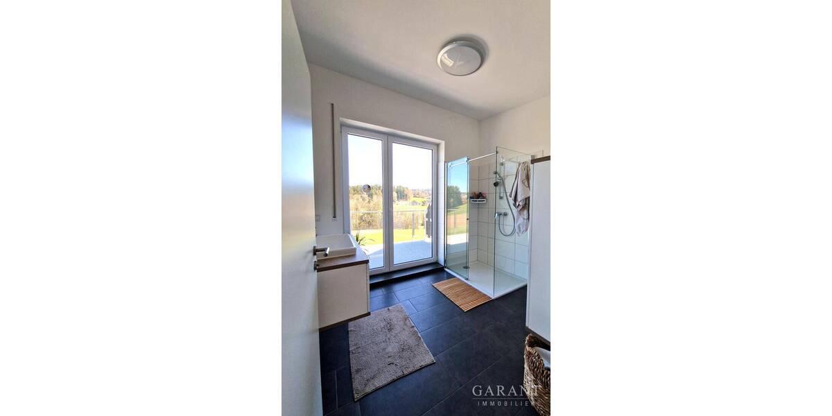 Etagenwohnung Waldkirchen Rohrwies - 5 Zimmer, 123 m&sup2;, 430.000&euro; | Angebot:26345537