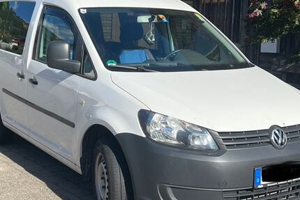 VW Caddy 151.300 km 8.500 &euro; Rettenberg 87549