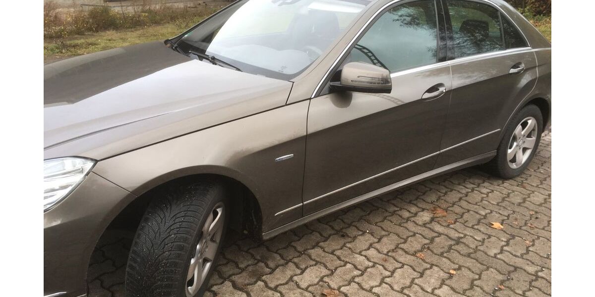Mercedes-Benz 300 131.400 km 12.900 &euro; Twistringen 27239