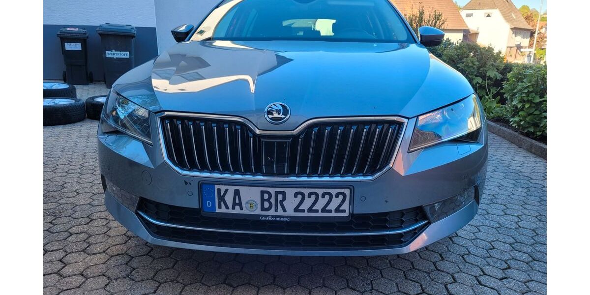 Skoda Superb 192.000 km 12.500 &euro; Kraichtal 76703