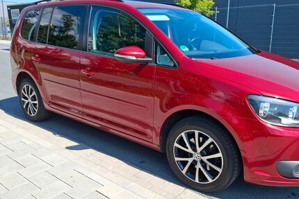 VW Touran 181.000 km 4.900 &euro; Oberursel 61440