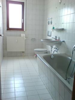 Erdgeschoßwohnung Glauchau - 2 Zimmer, 60 m&sup2;, 400&euro; | Angebot:24874269