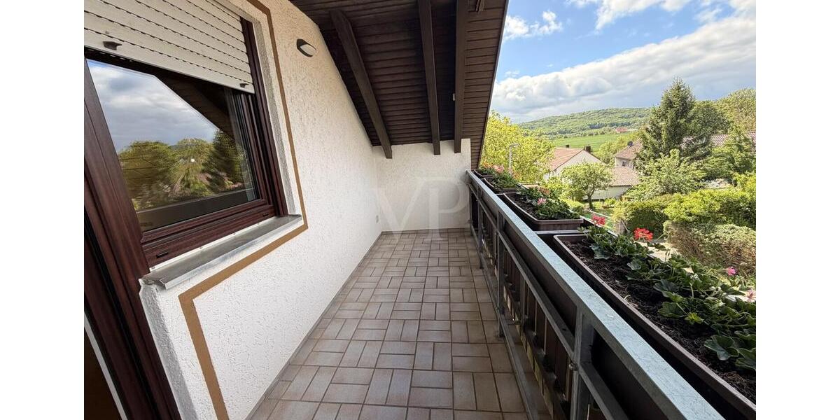 Dachgeschoßwohnung Gallmersgarten - 3 Zimmer, 112 m&sup2;, 750&euro; | Angebot:26679170