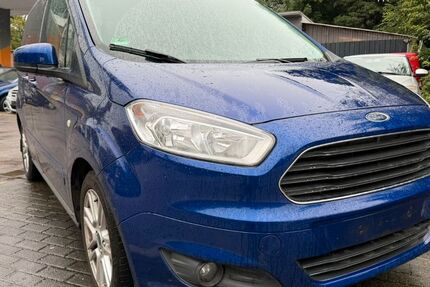 Ford Tourneo Courier 177.160 km 7.399 &euro; Kiel 24148