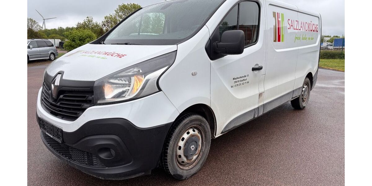 Renault Trafic 235.000 km 8.290 &euro; Helbra 06311