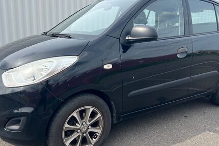 Hyundai i10 191.000 km 1.950 &euro; Berlin 12057