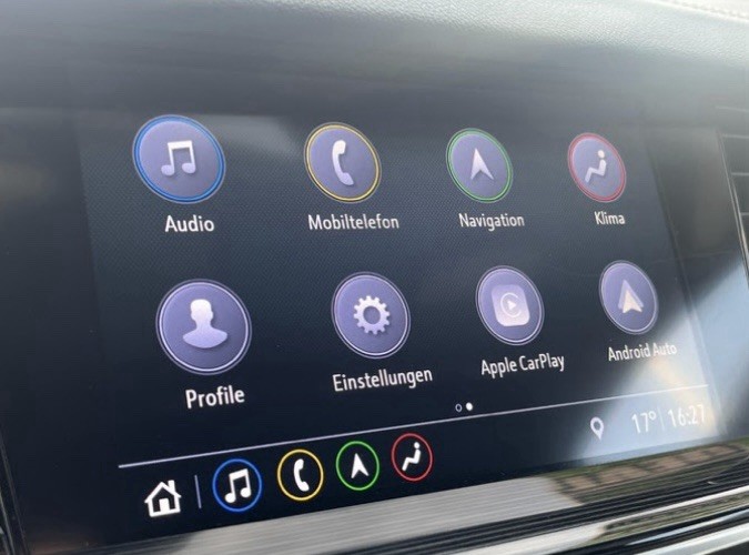 Opel Insignia Sports Tourer 95.500 km 16.499 € Burgstädt 09217