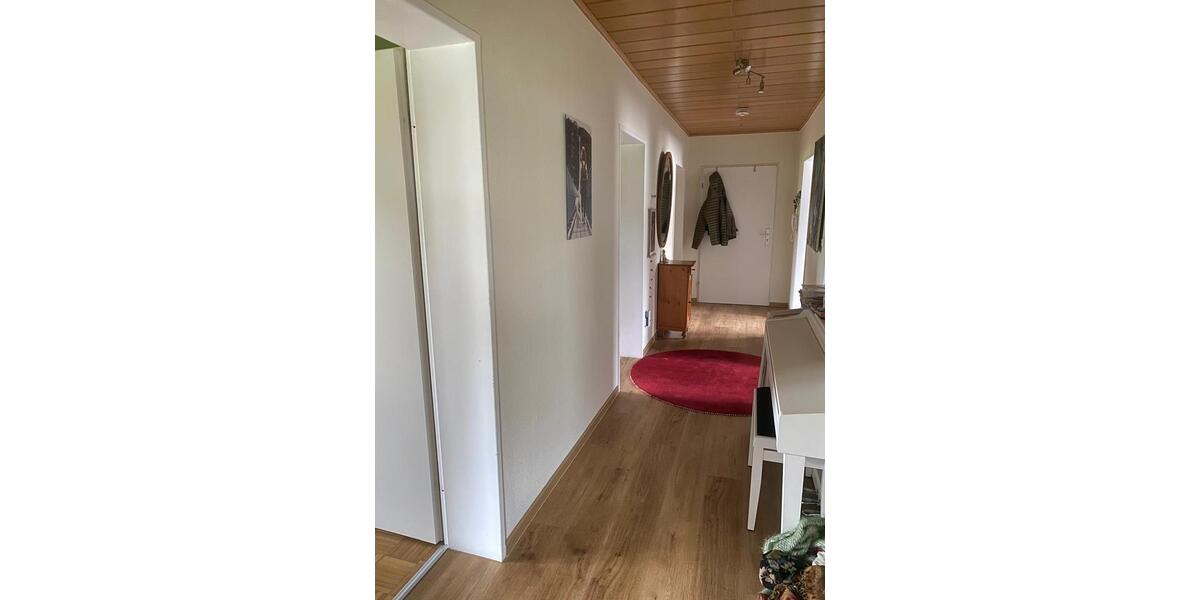 Etagenwohnung Ingelheim am Rhein Wackernheim - 4 Zimmer, 100 m&sup2;, 1.200&euro; | Angebot:26533939