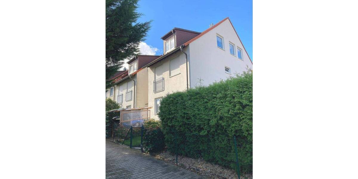 Verkauf von 2 Haushälften mit 3 Wohneinheiten in Gaustritz zimmer