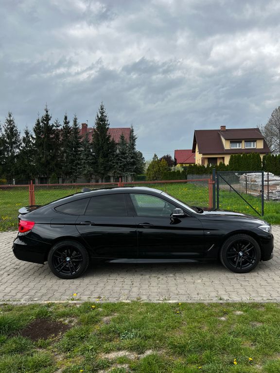 320 Gran Turismo