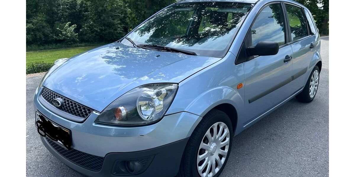 Ford Fiesta 236.000 km 1.699 &euro; Rosenheim 83026
