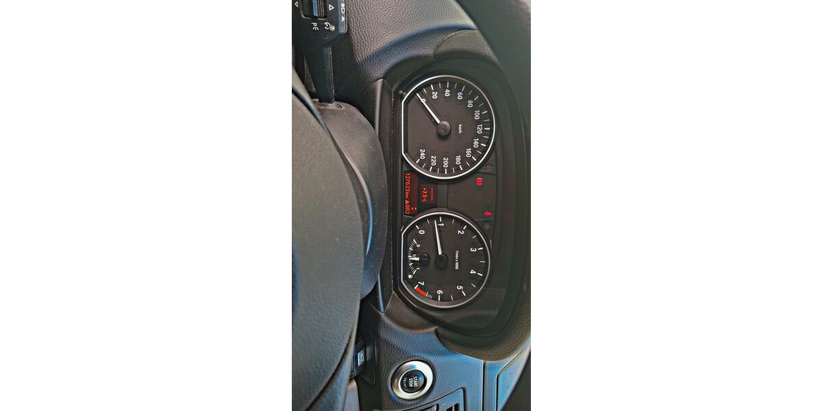 BMW 1er 127.000 km 3.000 &euro; Meuselwitz 04610