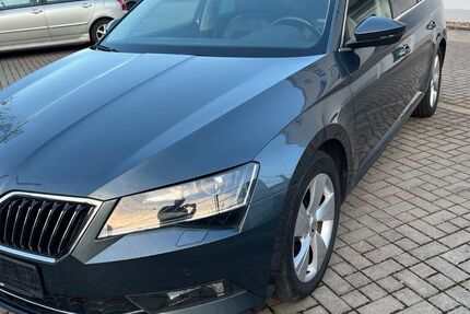 Skoda Superb 226.000 km 9.500 &euro; Nürnberg 90482