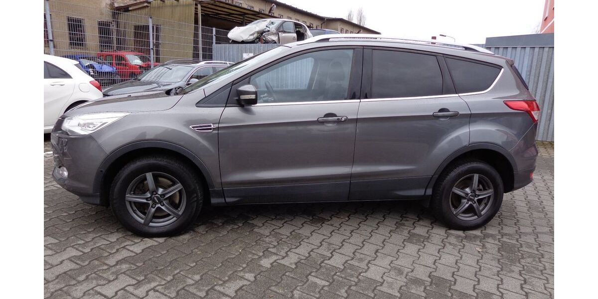 Ford Kuga 207.144 km 7.350 &euro; Fürstenwalde 15517