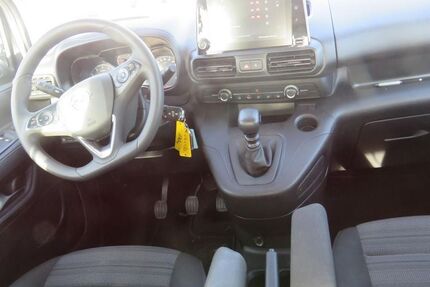 Opel Combo 42.525 km 18.390 &euro; Eitorf 53783