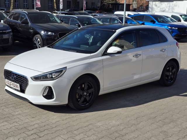 Hyundai i30 37.000 km 15.890 &euro; Berlin - Steglitz 12247