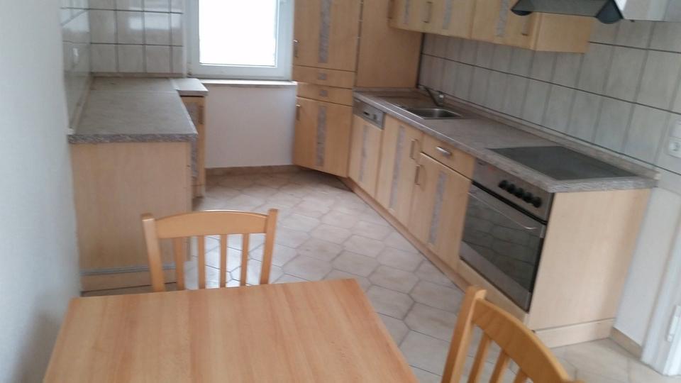 Haus mit Wohnung und Gewerbe zu verkaufen auch Mitkauf 7 zimmer