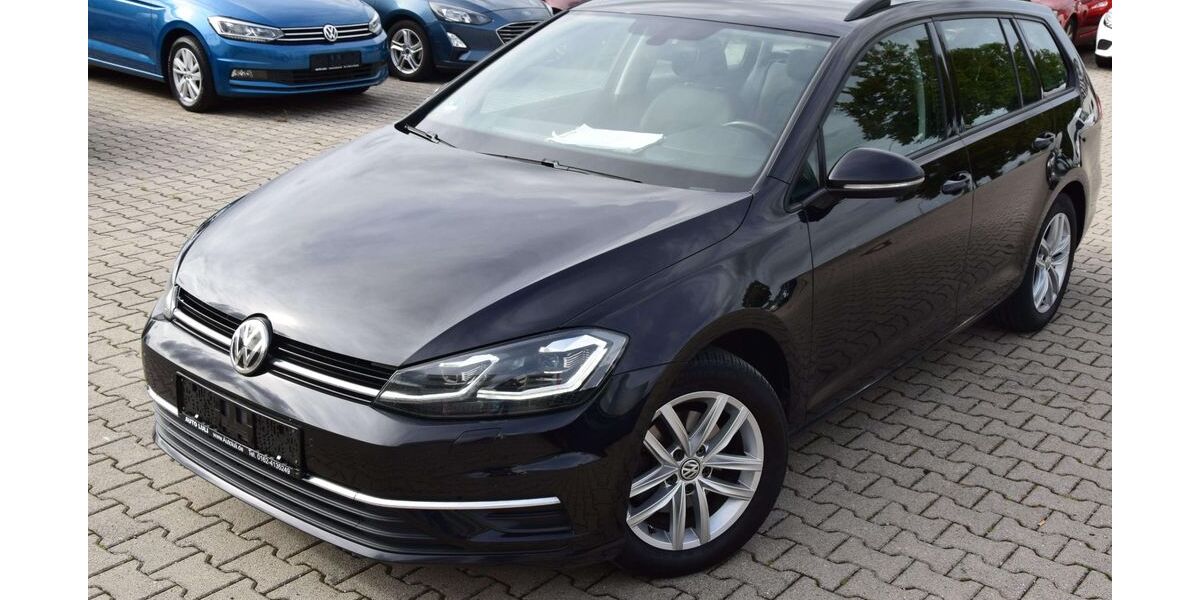 VW Golf 197.544 km 11.199 € Poing 85586
