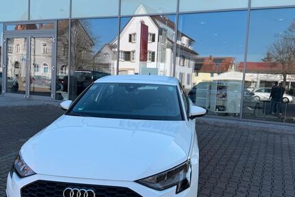 Audi A3 14.200 km 28.980 &euro; Buggingen-Seefelden 79426