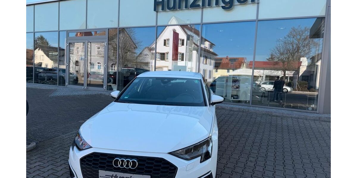 Audi A3 14.200 km 28.980 &euro; Buggingen-Seefelden 79426