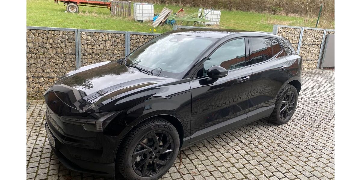 Volvo EX30 1.900 km 41.000 &euro; Regensburg 93059