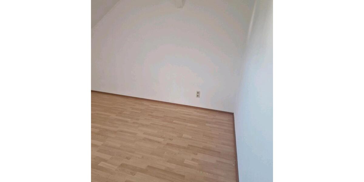 Etagenwohnung Kellmünz an der Iller - 4 Zimmer, 101 m&sup2;, 170.000&euro; | Angebot:27066666
