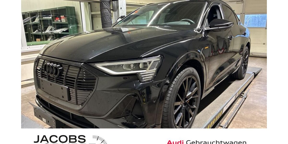 Audi e-tron 18.124 km 40.970 &euro; Aachen 52078