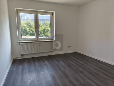 VIEL PLATZ & RUHE MIT GRÜNEM INNENHOF - Etagenwohnung Greppin Greppin | Angebot:27332090