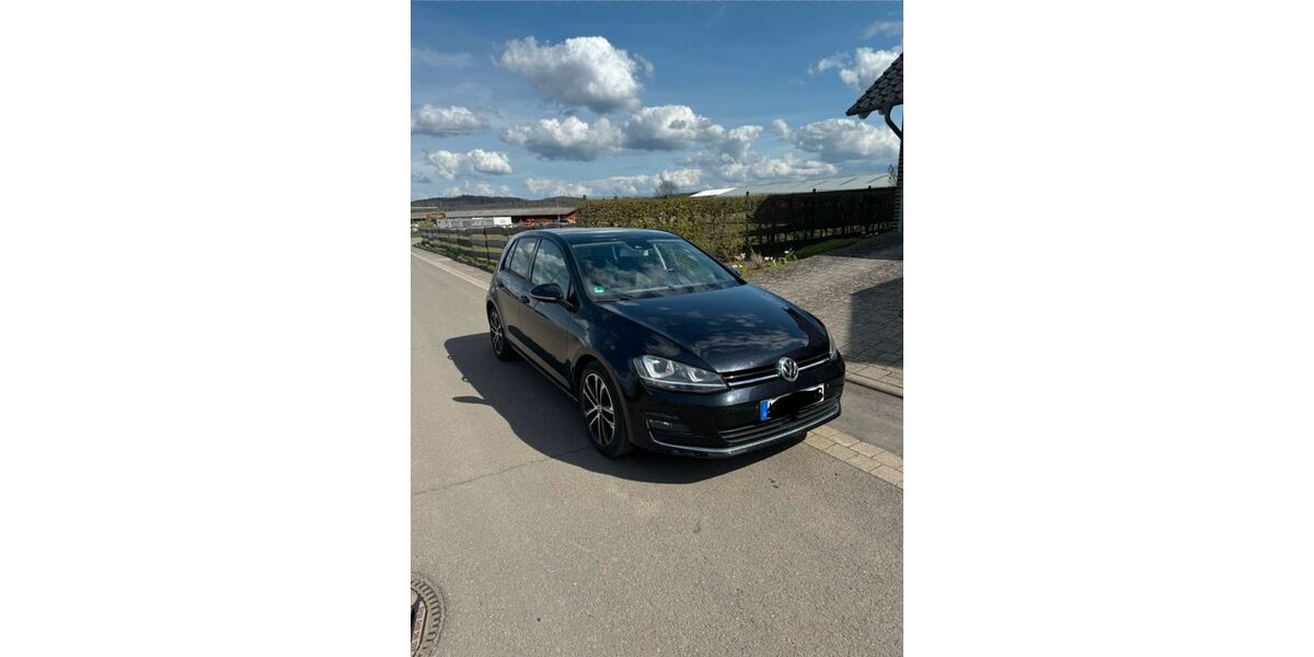VW Golf 136.000 km 11.000 &euro; Löhlbach 35114