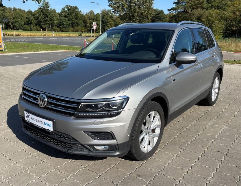 VW Tiguan 29.085 km 22.700 € Hemsbünde 27386