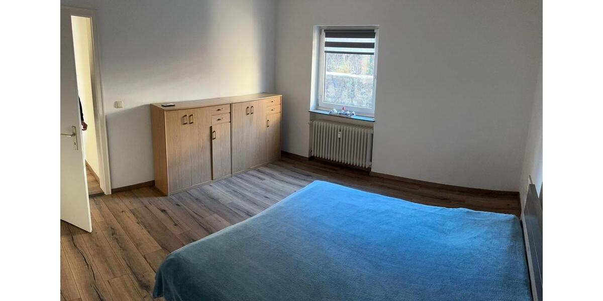 Hochparterre Regen - 2 Zimmer, 64 m&sup2;, 570&euro; | Angebot:26130541
