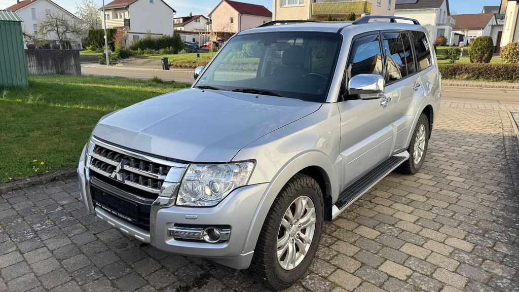 Mitsubishi Pajero 151.157 km 26.900 &euro; Schlierbach 73278
