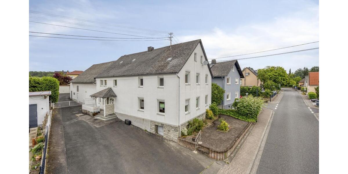Großes Wohnhaus mit vielfältigem Nutzungspotential - Einfamilienhaus Moschheim | Angebot:26932451