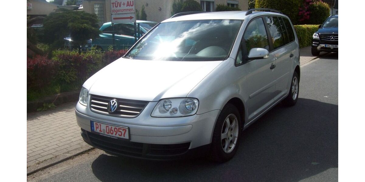 VW Touran 299.800 km 699 &euro; Quickborn 25451