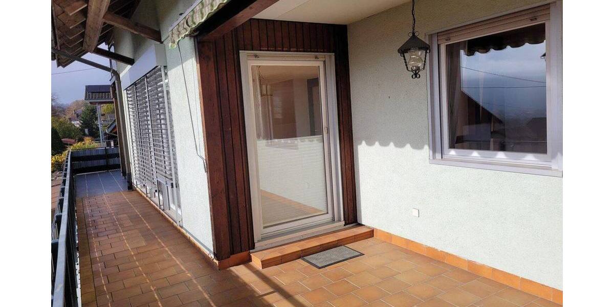 Etagenwohnung Laufenburg (Grunholz) Grunholz - 4 Zimmer, 146 m&sup2;, 1.595&euro; | Angebot:26865301