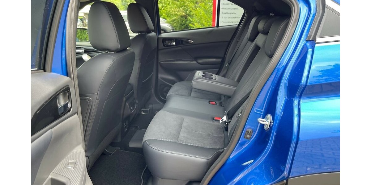 Mitsubishi Eclipse Cross PHEV PLUS mit SELECT-Paket VOR ORT 26.000 km 24.490 &euro; Donauwörth 86609