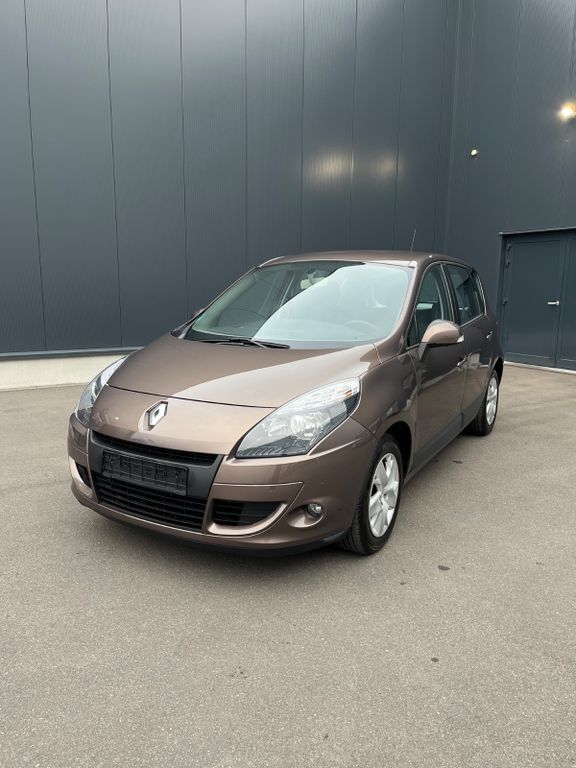 Renault Megane 29.000 km 6.999 € Euskirchen 53879